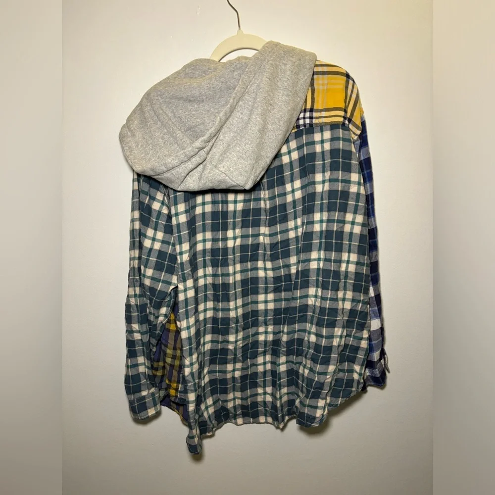 American Eagle Hooded Flannel - Picture 5 of 8